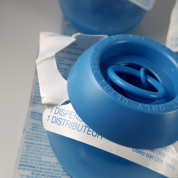 Ultra Downy Ball Fabric Softener Dispensers Lot Of 5 Laundry - Picture 7 of 12